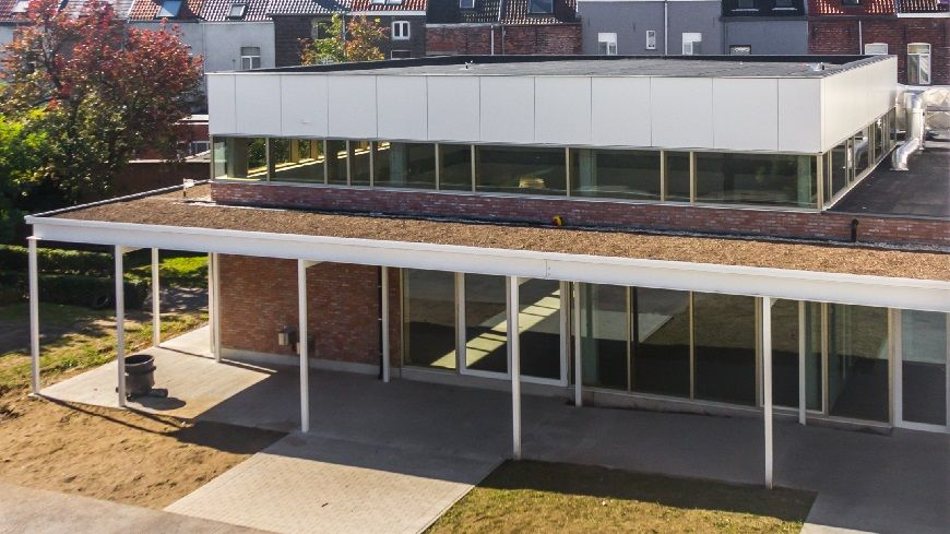 8 écoles de Gand équipées d'une toiture végétale