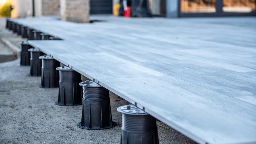 INNOVATIEVE VLOERDRAGERS VOOR DEALERS