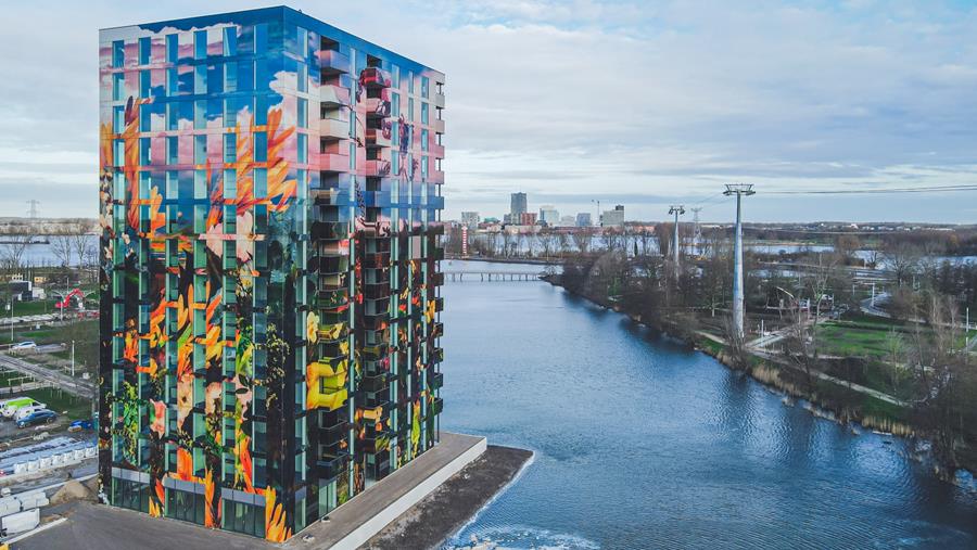 Une façade artistique pour une tour résidentielle à Almere