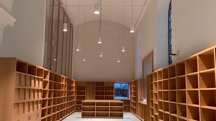 Wivagroup plâtre, enduit et peint une église à Aalbeke