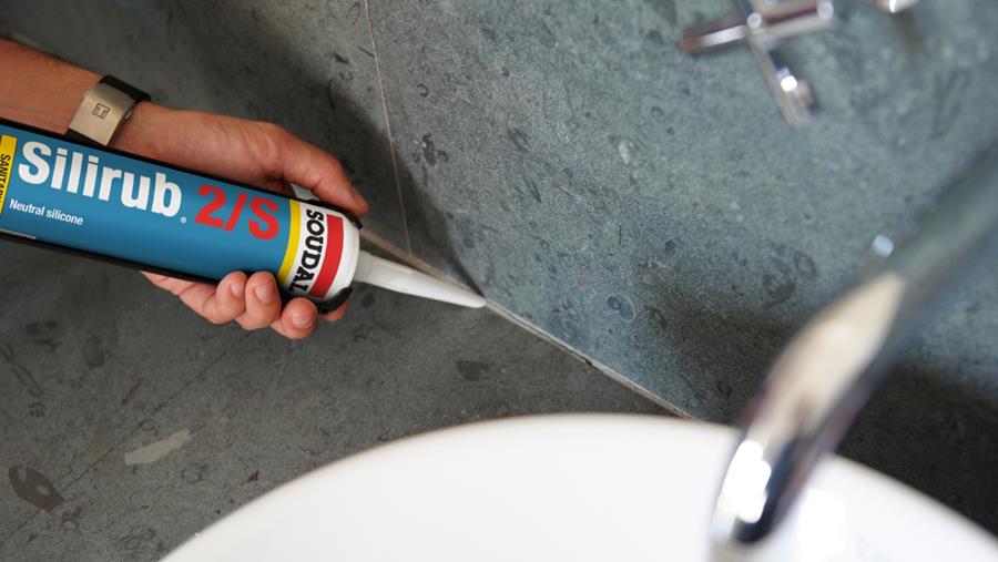 Une étanchéité parfaite et discrète grâce aux mastics en silicone