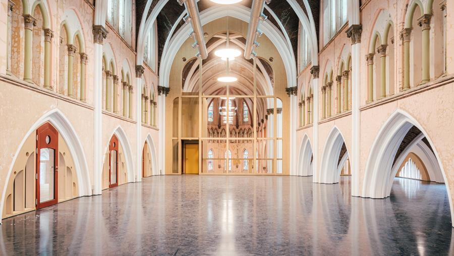 Heilig Hartkerk in Gentse Dampoortwijk heropent de deuren