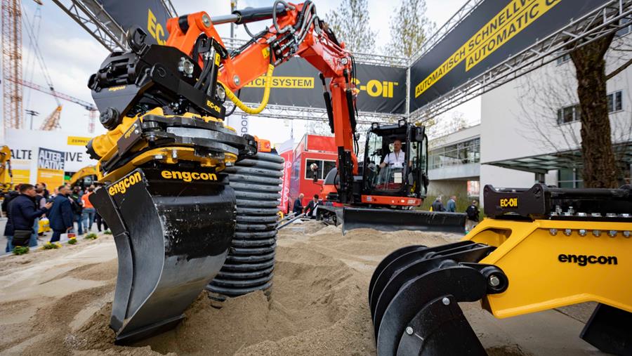 engcon présente une première mondiale