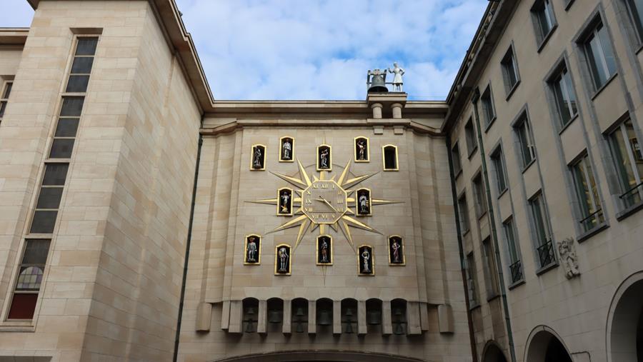Renovatie van de beiaard op de Kunstberg in Brussel