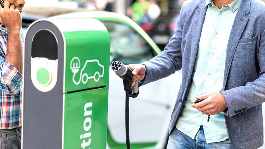 Quid si chacun veut  soudain rouler a électricité?