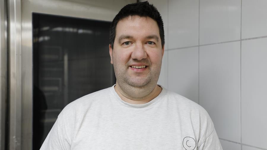Bakkerij cloet: une boulangerie sobre qui met l‘accent sur la qualite