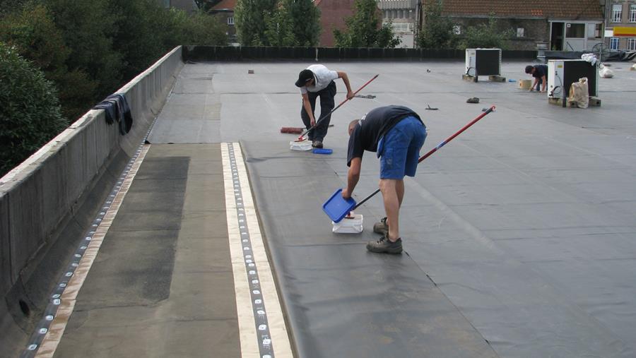 Hoe EPDM correct plaatsen?